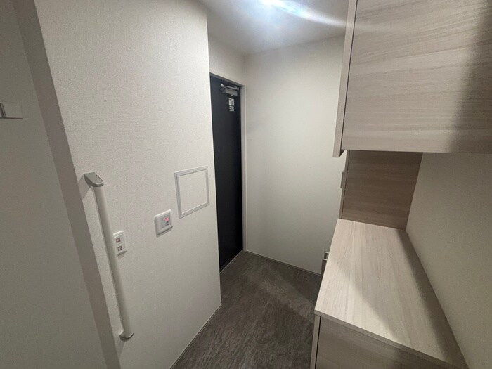 物件内観写真17　(玄関)