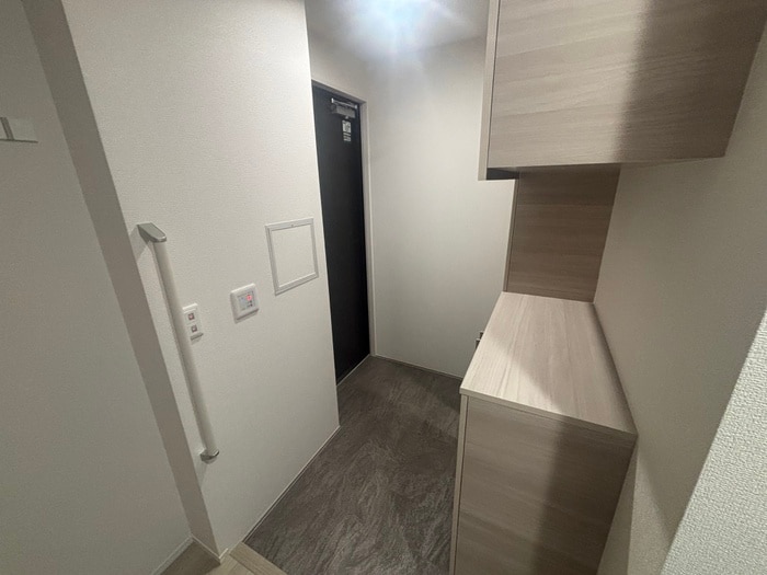 物件内観写真18　(玄関)