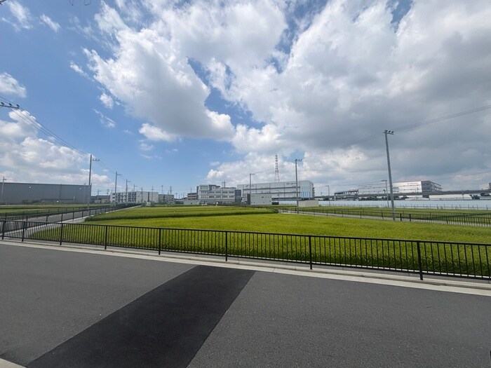 物件内観写真21　(室内からの展望)