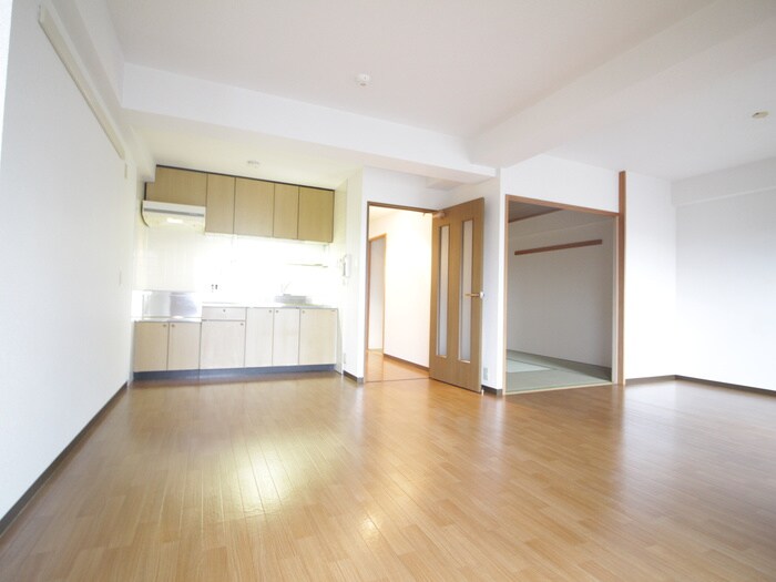 物件内観写真13　(居室)