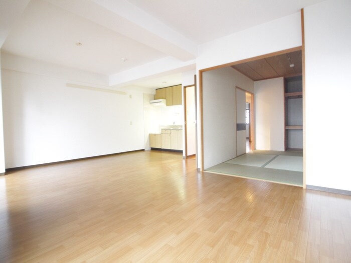 物件内観写真14　(居室)