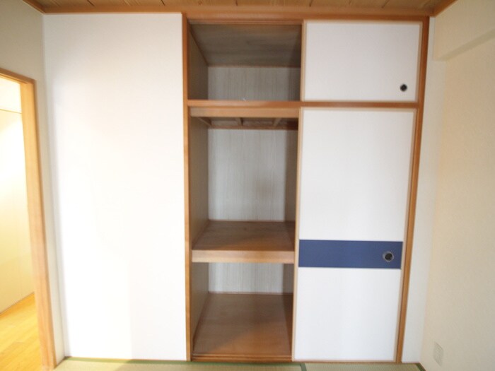 物件内観写真16　(収納)