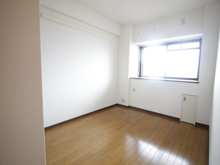 物件内観写真18　(居室)