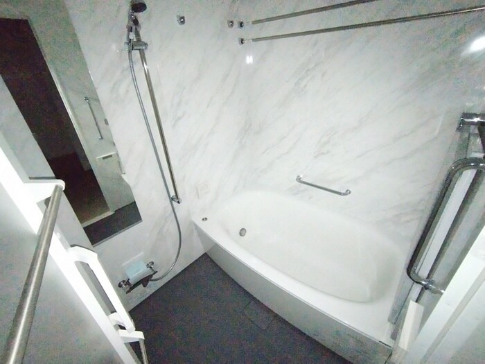 物件内観写真10　(バス／シャワールーム等)