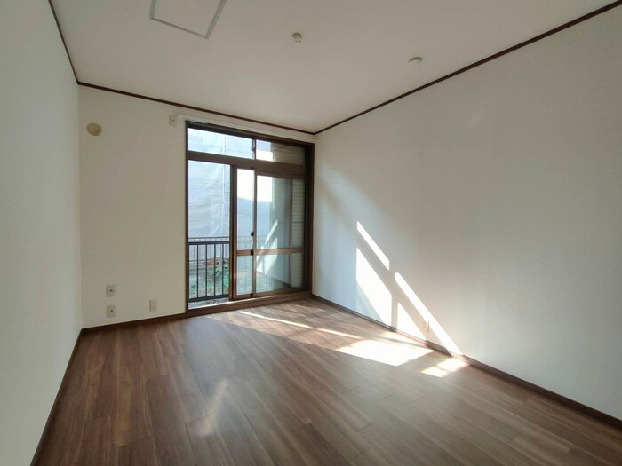 物件内観写真11　(居室)