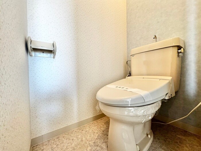 物件内観写真16　(トイレ)