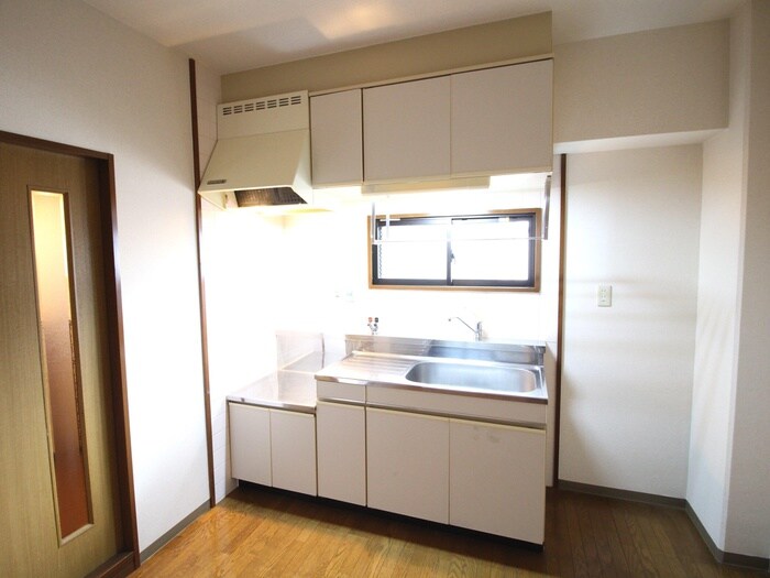 物件内観写真8　(キッチン)