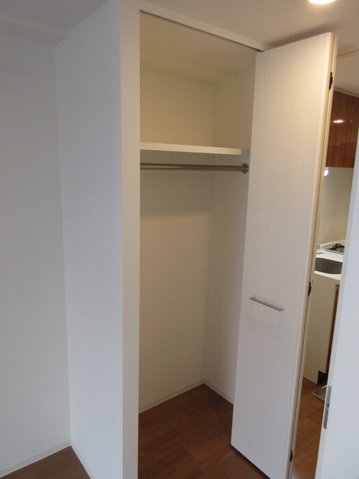 物件内観写真13　(収納)