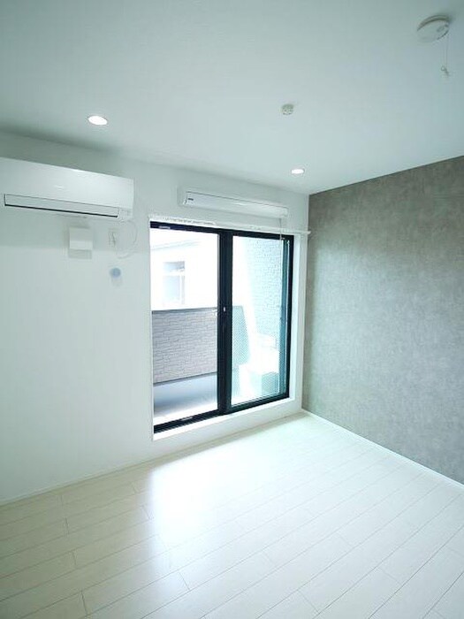 物件内観写真13　(居室)