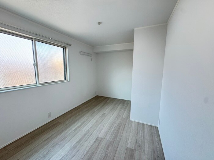 物件内観写真21　(居室)