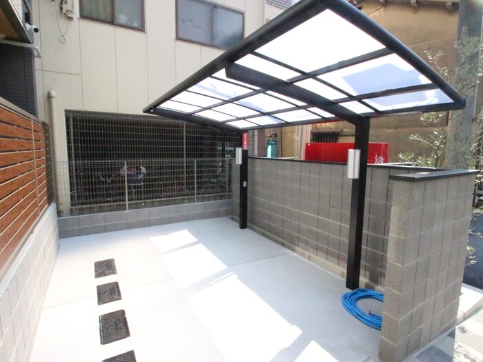 物件外観写真6　(駐輪場)