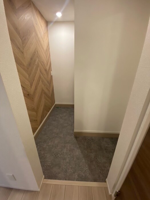 物件内観写真16　(玄関)