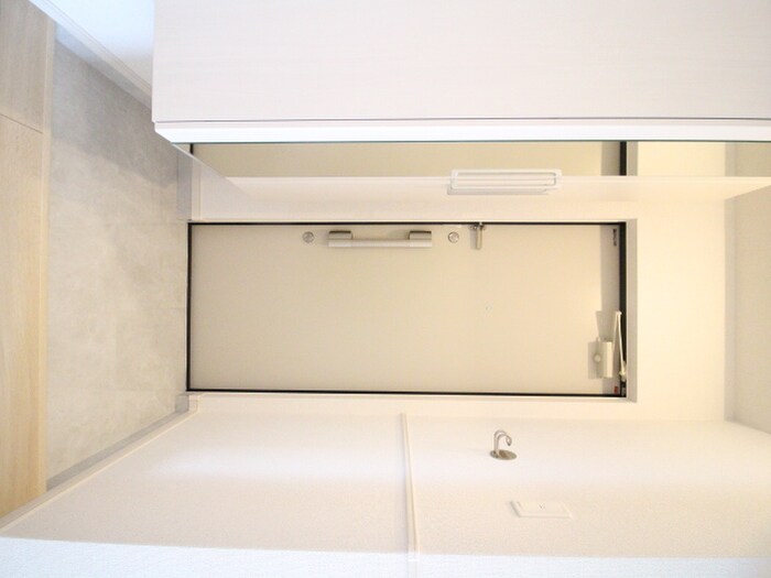 物件内観写真7　(玄関)