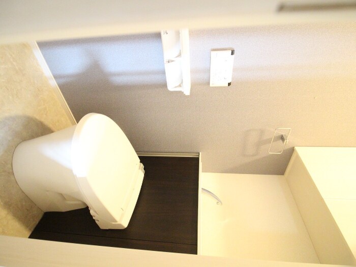 物件内観写真11　(トイレ)