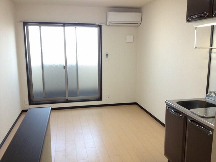 物件内観写真11　(居室)