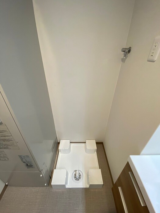 物件内観写真11　(洗濯機置場)