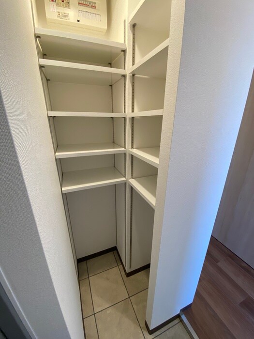 物件内観写真17　(洗濯機置場)