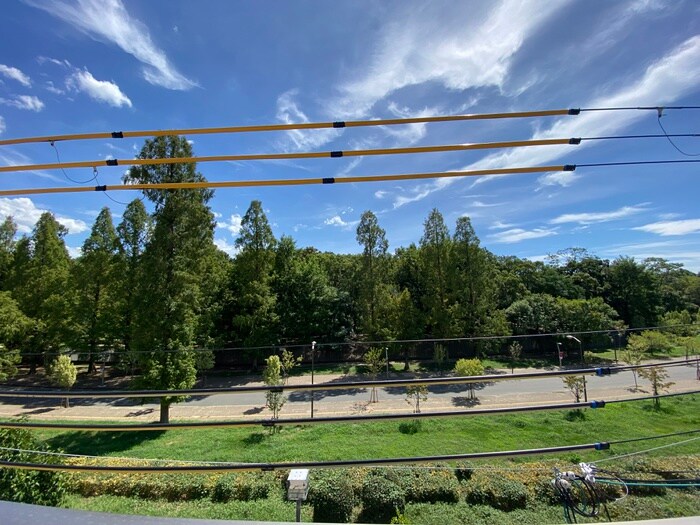 物件内観写真22　(室内からの展望)