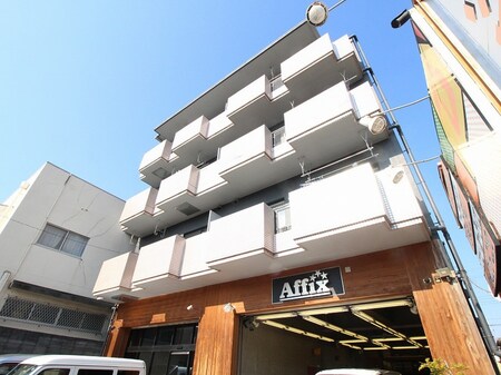 バーレン池田外観写真
