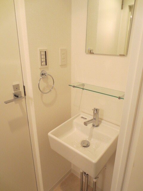 物件内観写真10　(洗面)