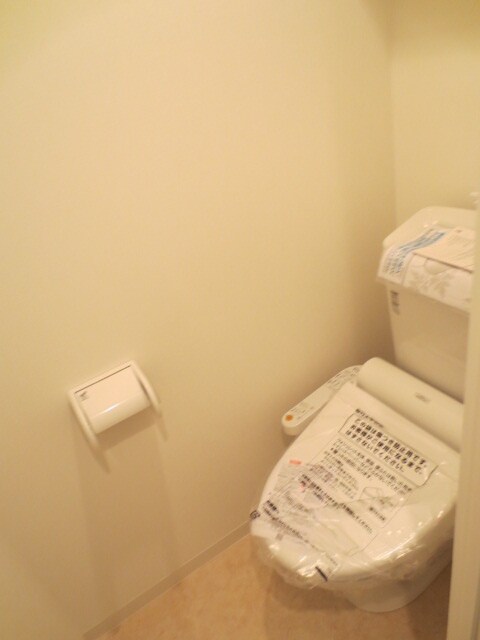 物件内観写真11　(トイレ)