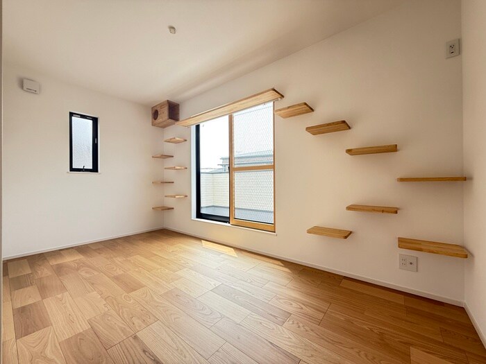 物件内観写真9　(居室)