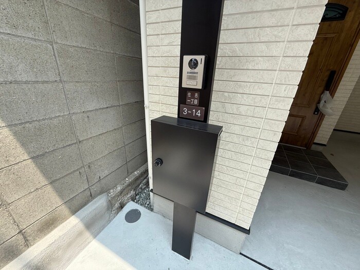 物件外観写真4　(建物設備)