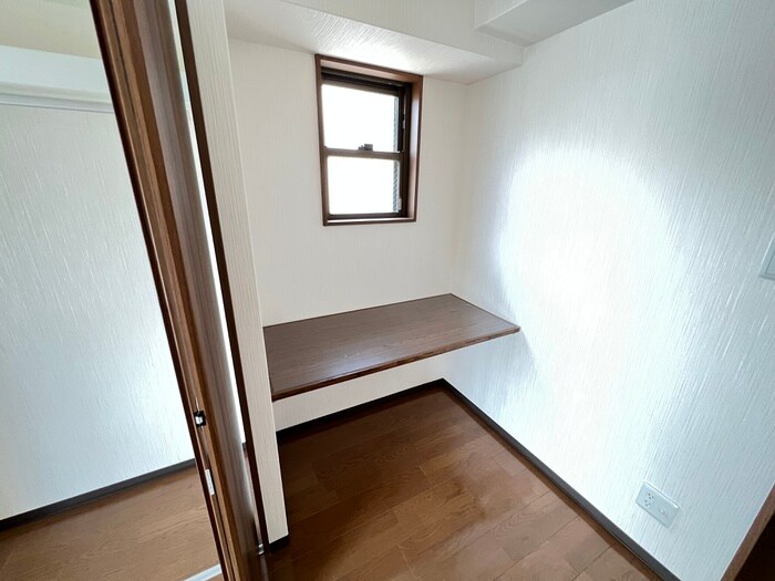 物件内観写真11　(収納)