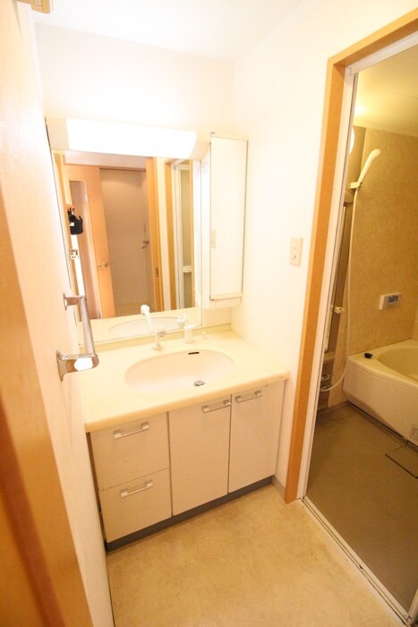 物件内観写真12　(洗面)