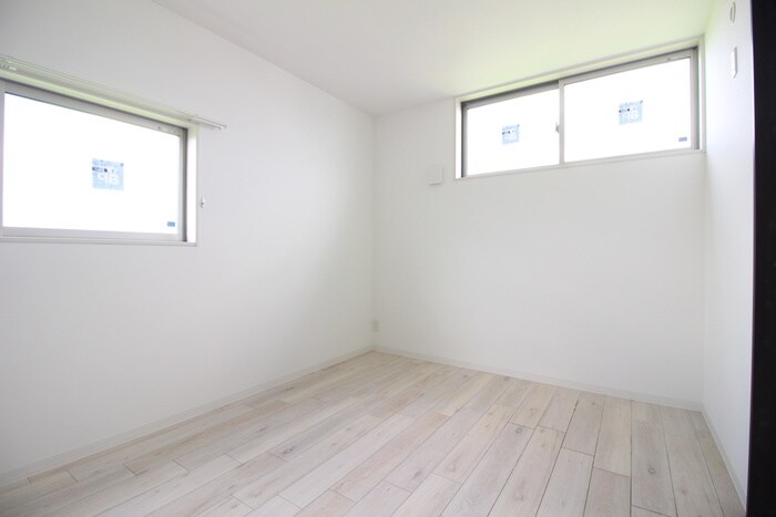 物件内観写真9　(居室)