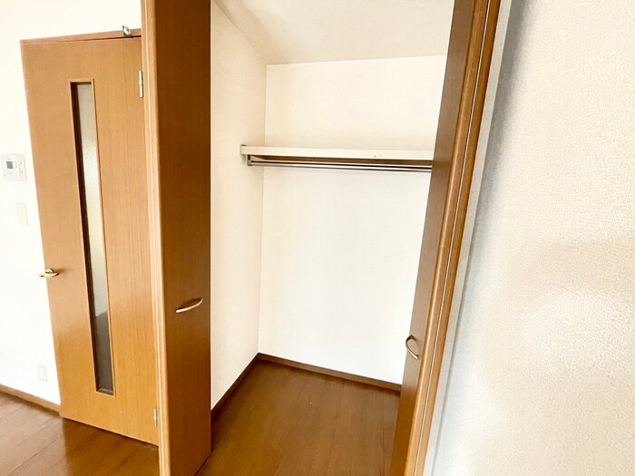 物件内観写真12　(収納)