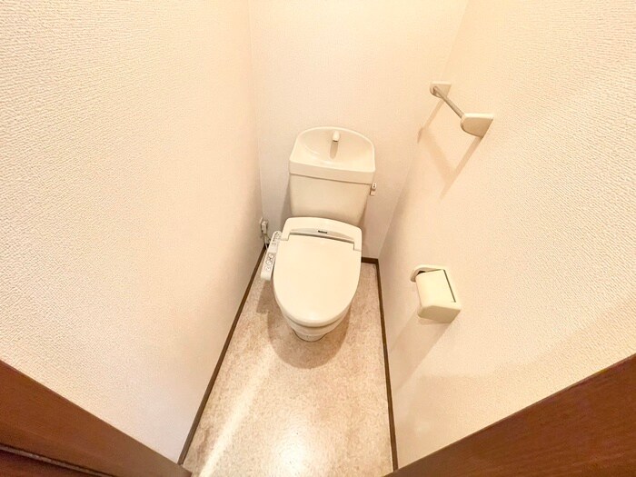 物件内観写真16　(トイレ)