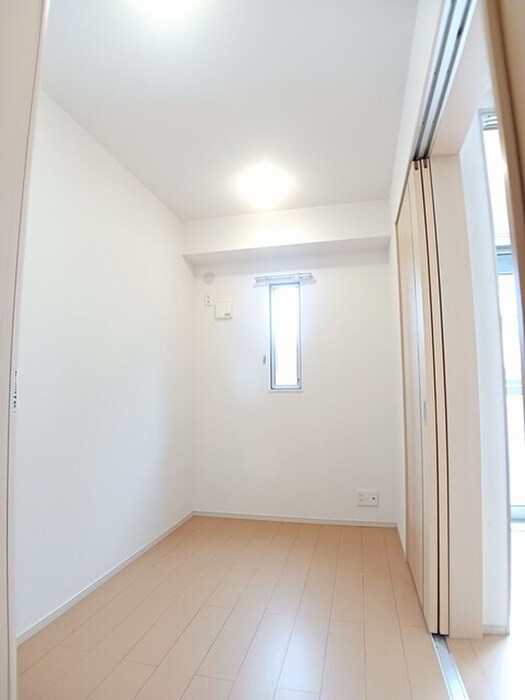 物件内観写真15　(居室)