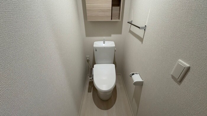 物件内観写真11　(トイレ)