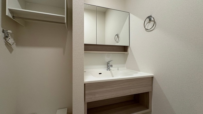 物件内観写真11　(洗面)