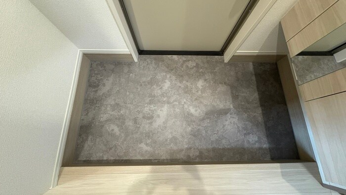 物件内観写真19　(玄関)