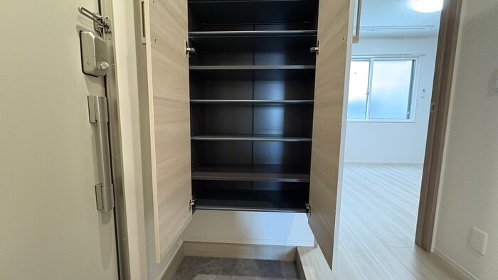 物件内観写真20　(靴箱)