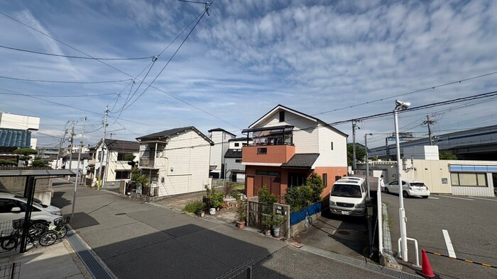 物件内観写真22　(室内からの展望)