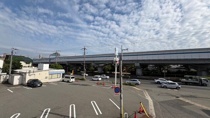 物件内観写真22　(室内からの展望)