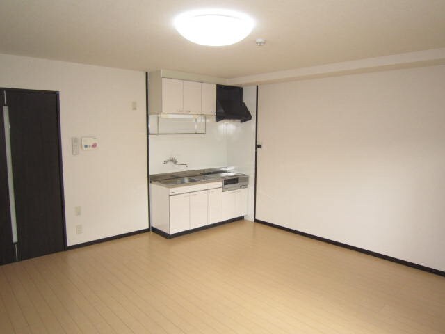 物件内観写真12　(居室)