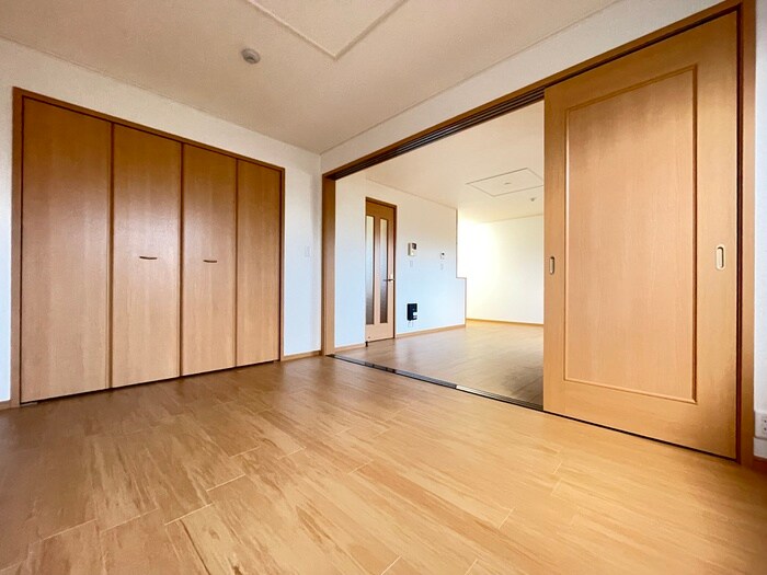 物件内観写真8　(居室)