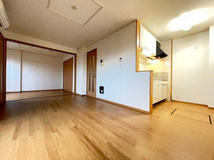 物件内観写真9　(居室)