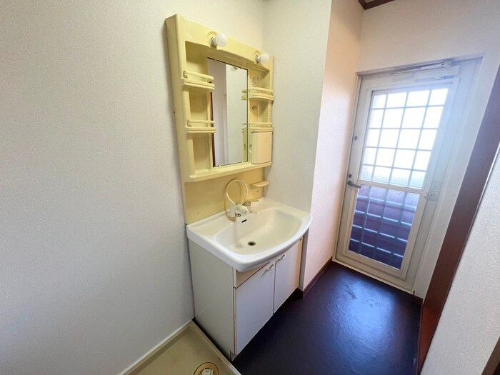 物件内観写真15　(洗面)