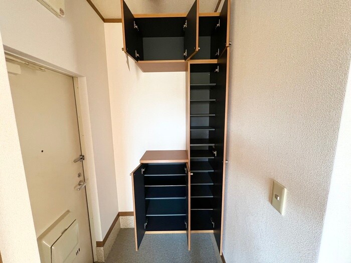 物件内観写真19　(靴箱)