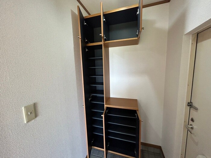 物件内観写真21　(靴箱)