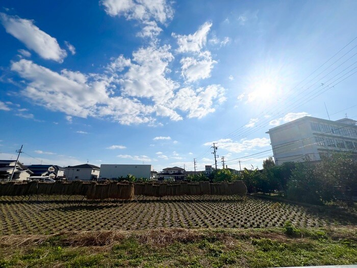 物件内観写真22　(室内からの展望)