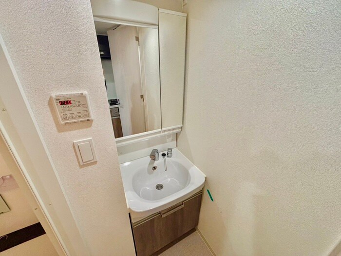 物件内観写真5　(洗面)