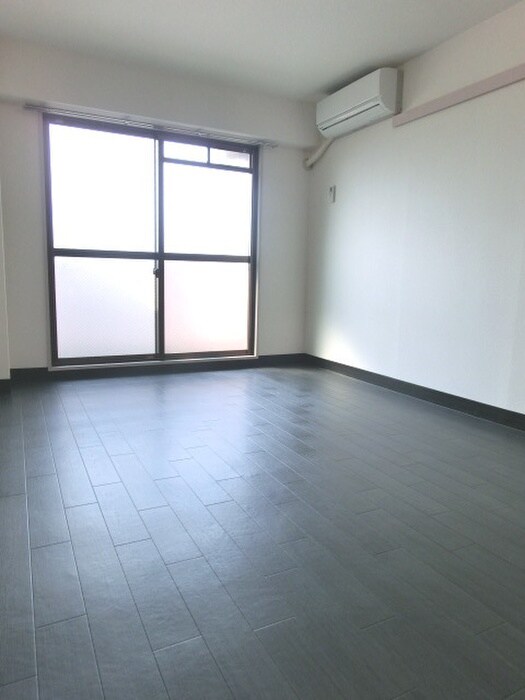 物件内観写真11　(居室)