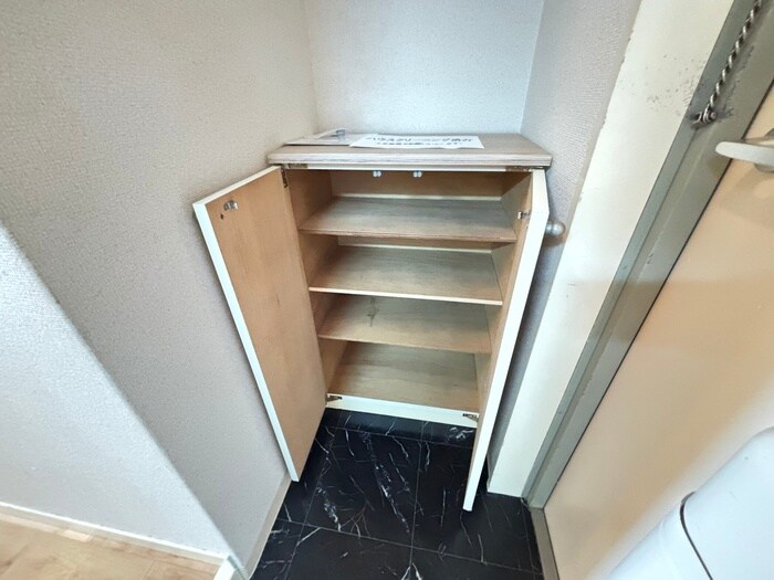 物件内観写真16　(靴箱)