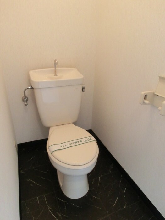 物件内観写真18　(トイレ)